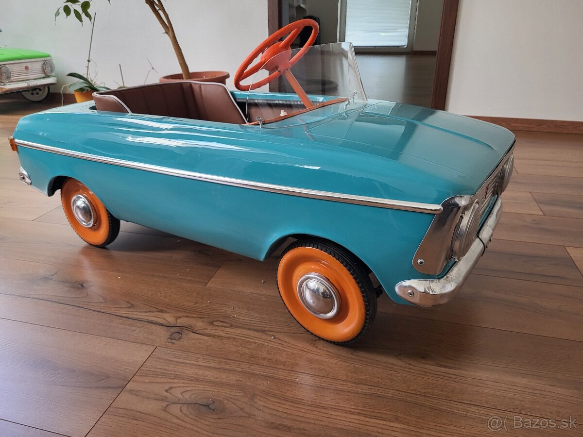 Šlapacie autíčko moskvič - 17