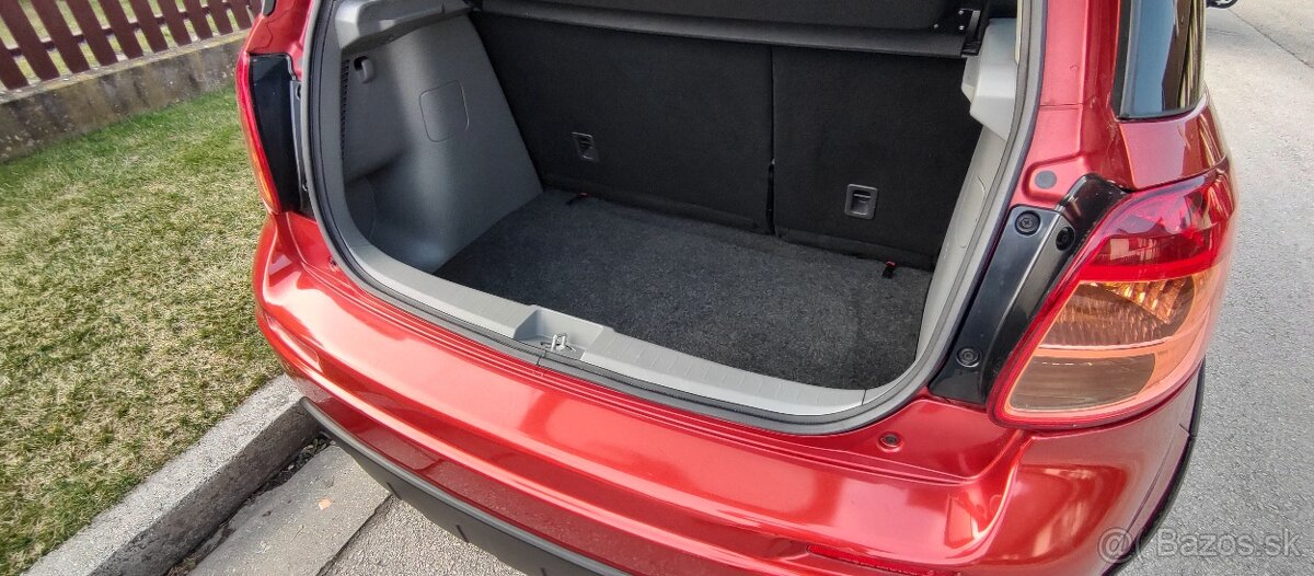 Suzuki SX4 1.6 benzín AUTOMAT, 1.majiteľ - 17
