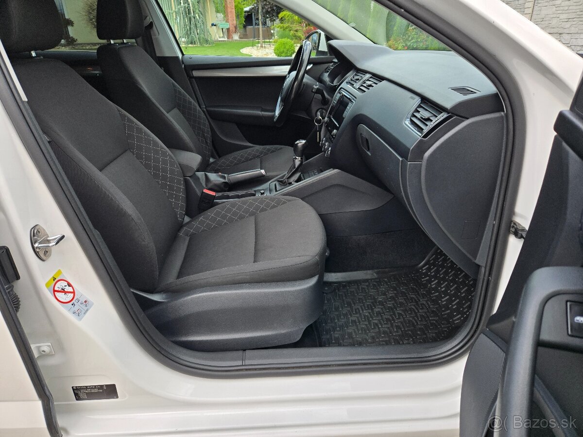 ŠKODA OCTAVIA Combi 2017 - 17