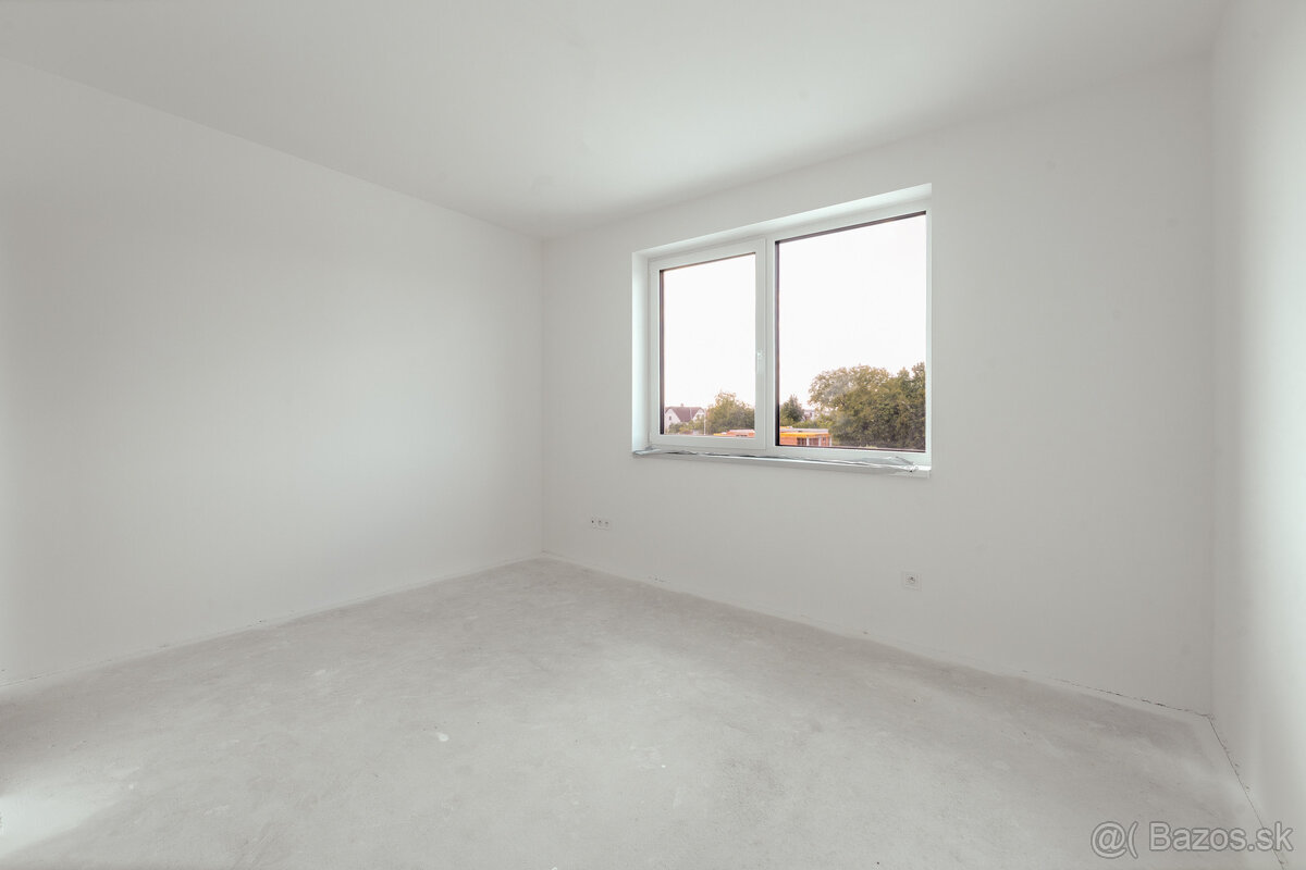 Na predaj výnimočný 3-izbový byt v rodinnom dome vo Veľkom O - 17