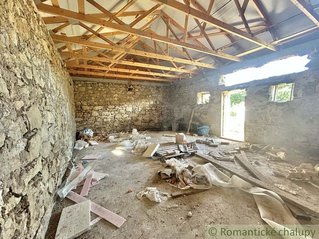 Dom v rekonštrukcii v obci Gemerská Panica - 17