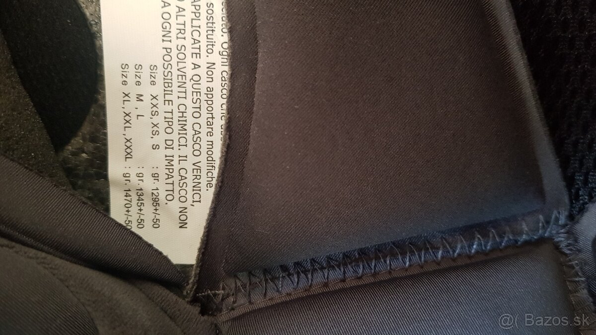 Predám novú karbónovú prilbu AGV Sportmodular -L - 17