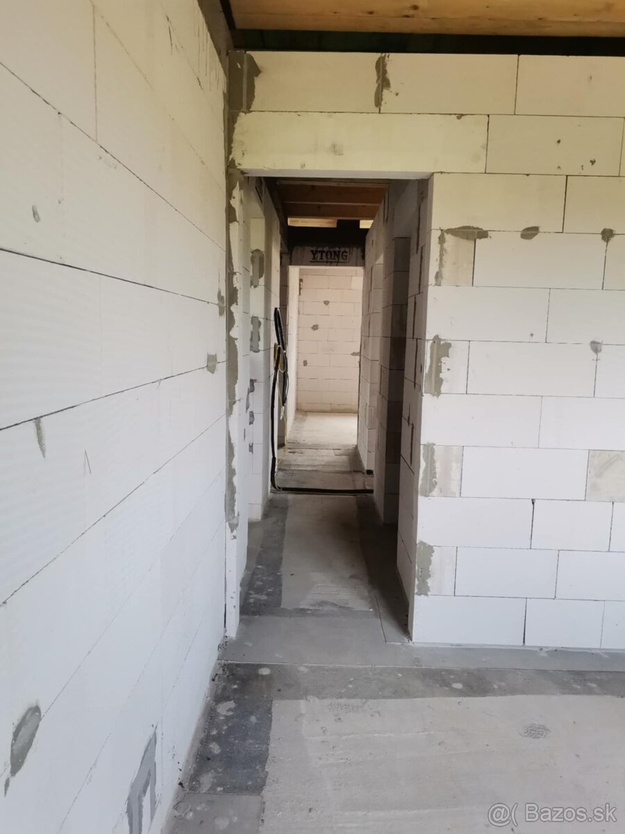 Lákavá ponuka-treba vidieť - 17