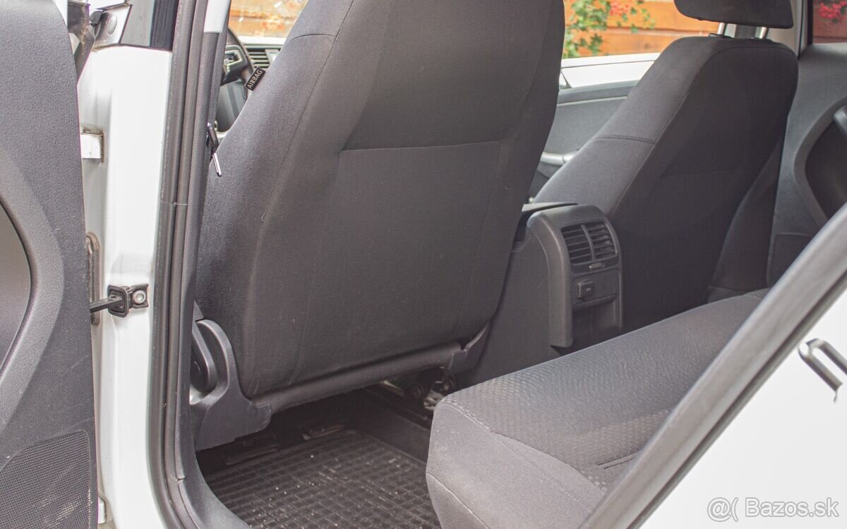 Volkswagen Jetta 1.6 TDI Comfortline - 17