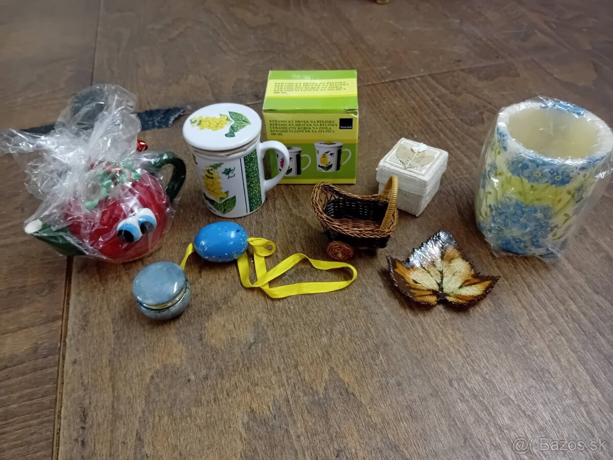 Vianočné a veľkonočné dekorácie a ozdoby - 17