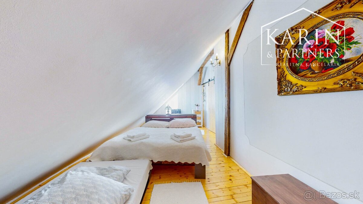 Mezonetový byt s terasou a záhradou v historickom centre - 17