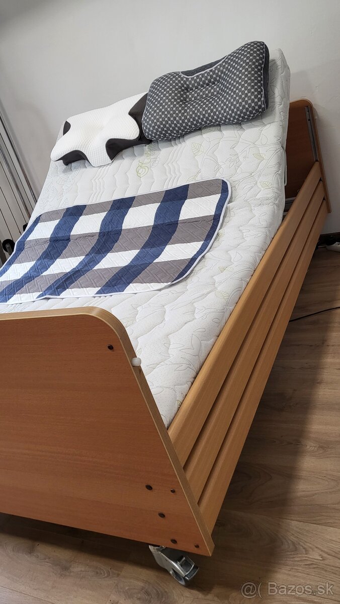 Elektrická polohovacia posteľ s matracom 140x220cm do 350kg - 17