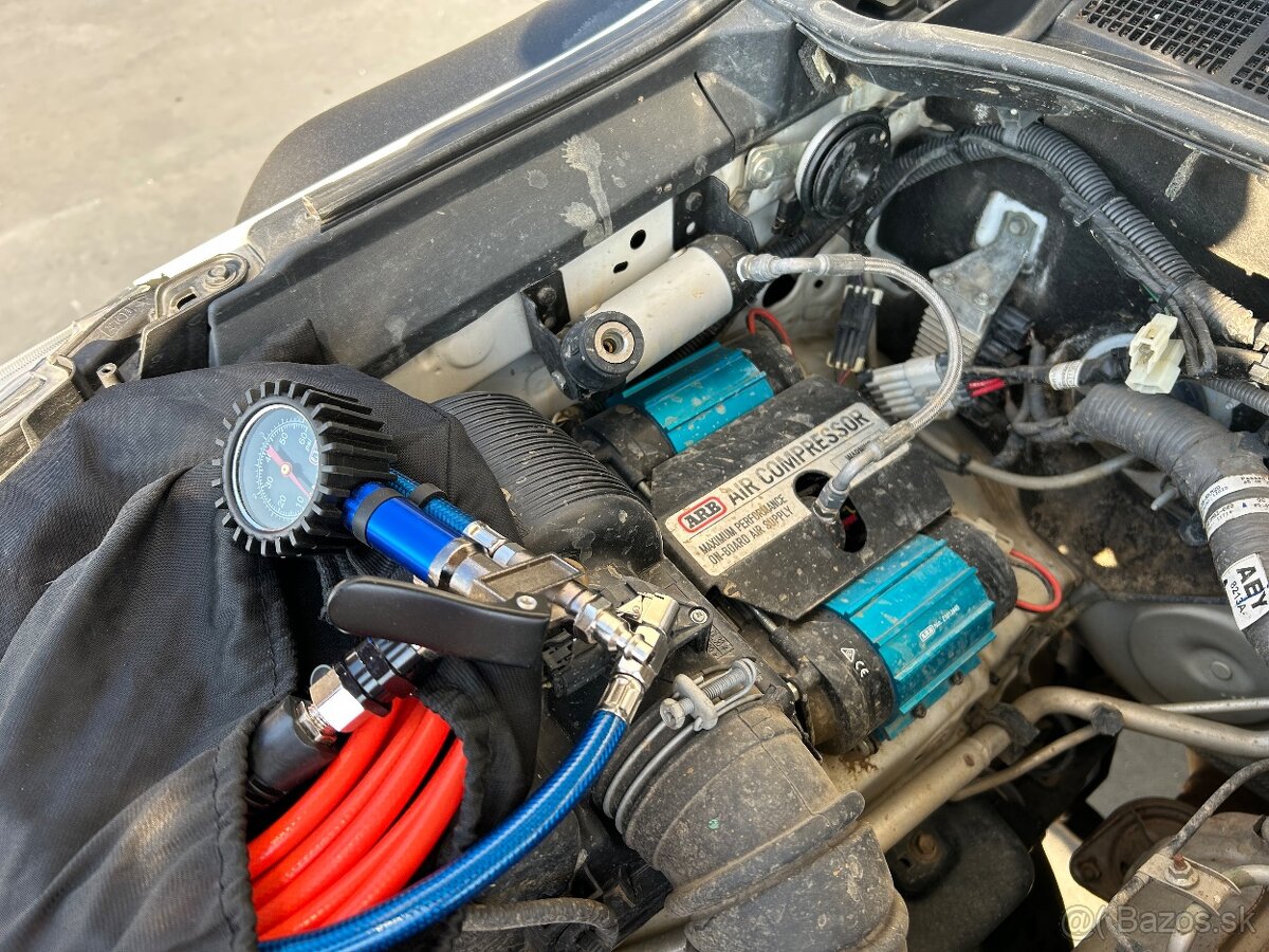 Toyota Hilux 2.8-150kW-automat - 17