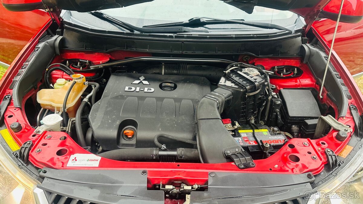 Mitsubishi Outlander 2.0DI-D 4x4 - 17