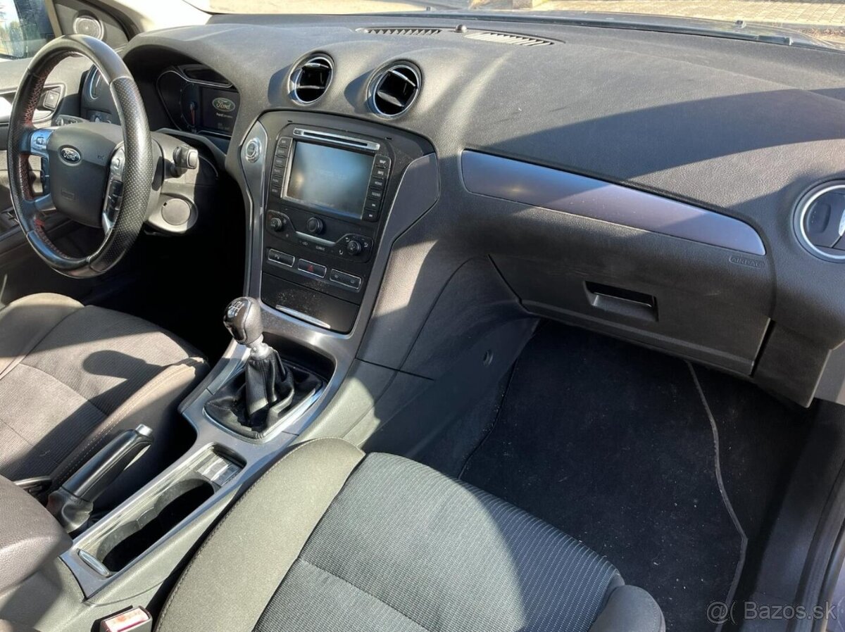 Ford Mondeo 2.2TDCi - 17