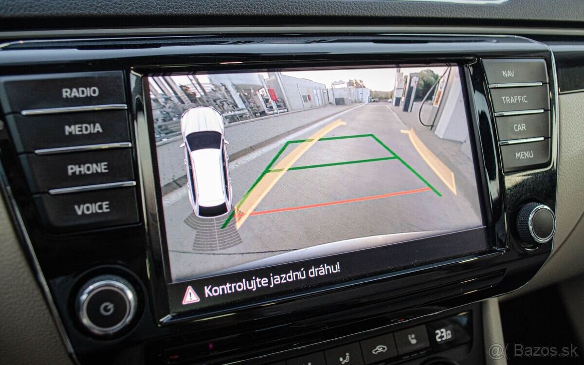 Škoda Superb Combi L&K 2.0 TDI DSG - 17