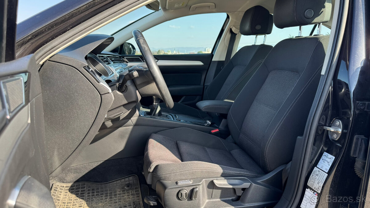 Volkswagen Passat 2.0 TDI BMT Trendline - 17