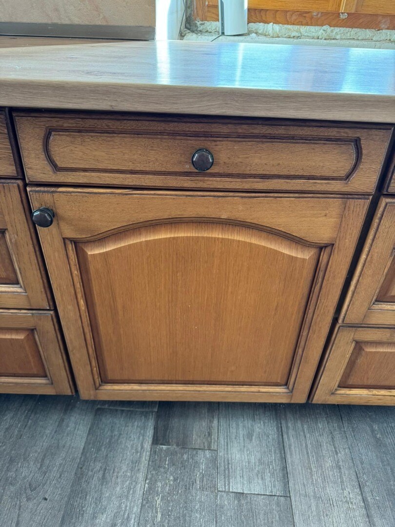 Krásná rustikální dubová linka se spotřebiči, 5447 - 17