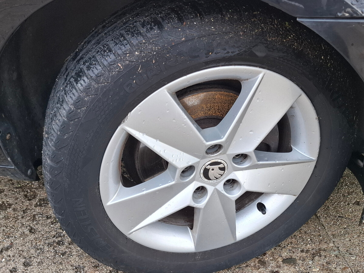 ŠKODA OCTAVIA COMBI 1,6 TDi r.v. 2014 - 17