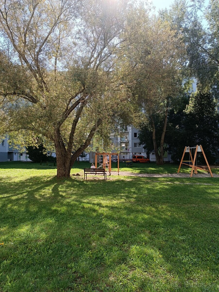 ZĽAVA 3 izbový byt SNP – Fialková ulica - 17