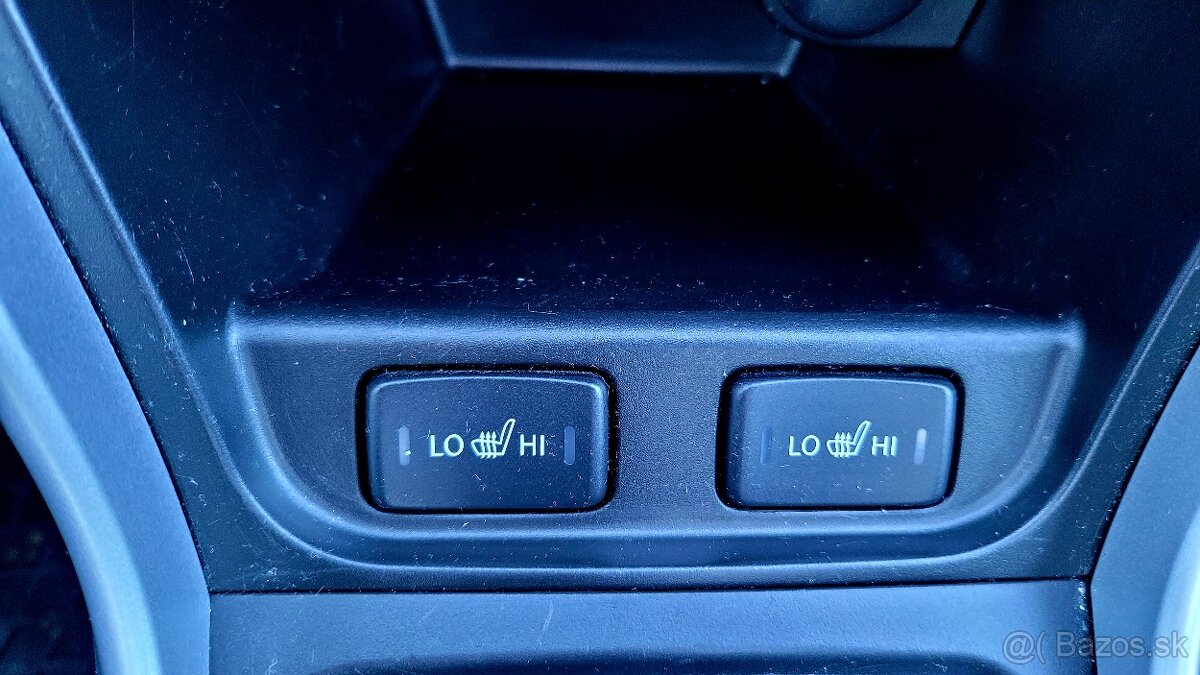 Suzuki SX4 S-CROSS 1,6-88kw - 17