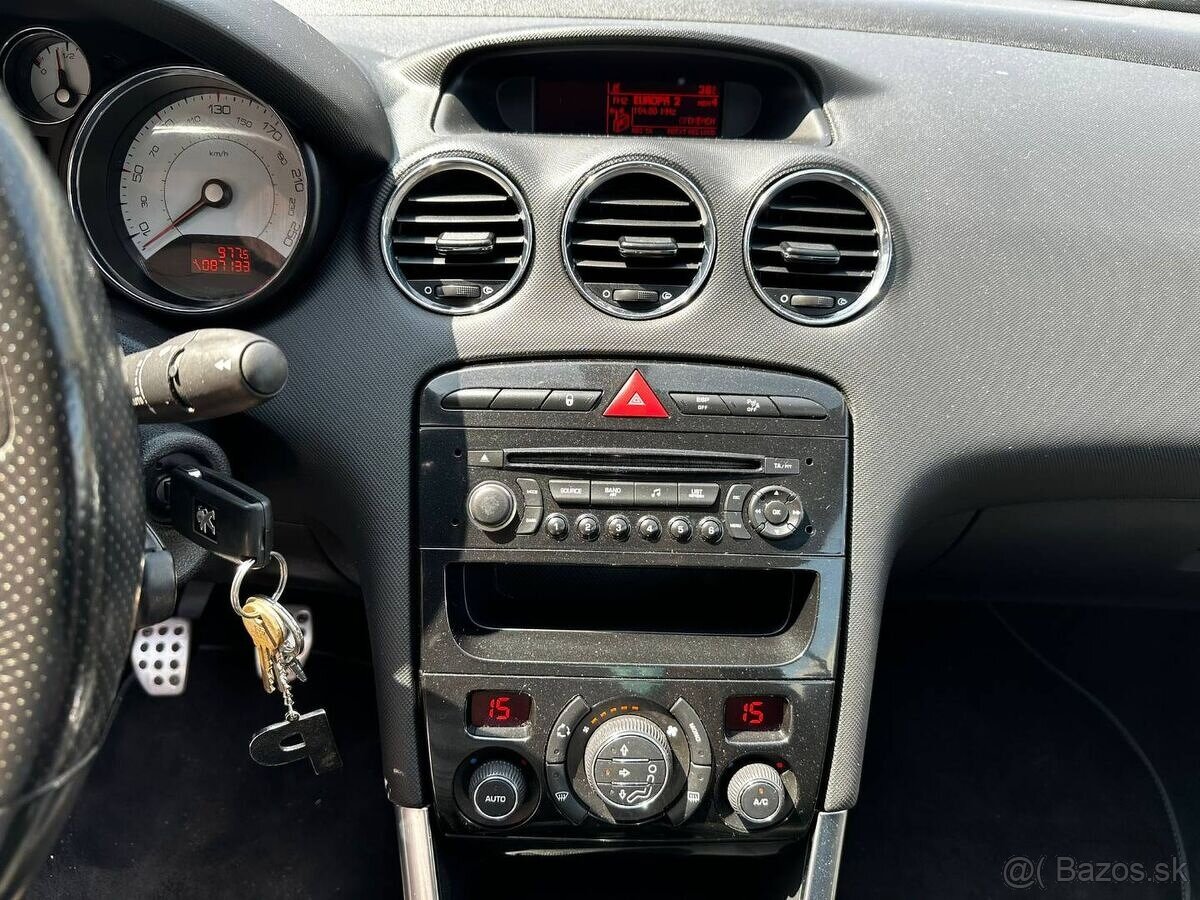 Peugeot 308 CC 1.6 VTi - 17