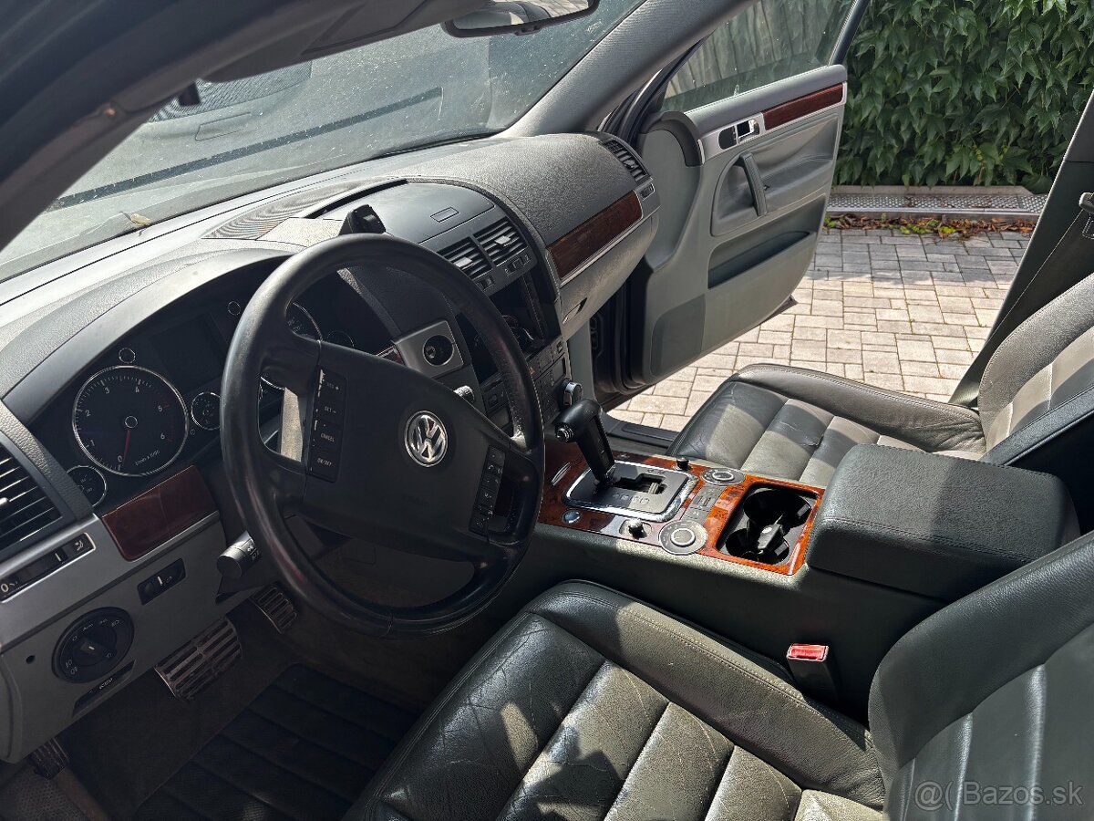 Volkswagen Touareg V10 2003 - 17