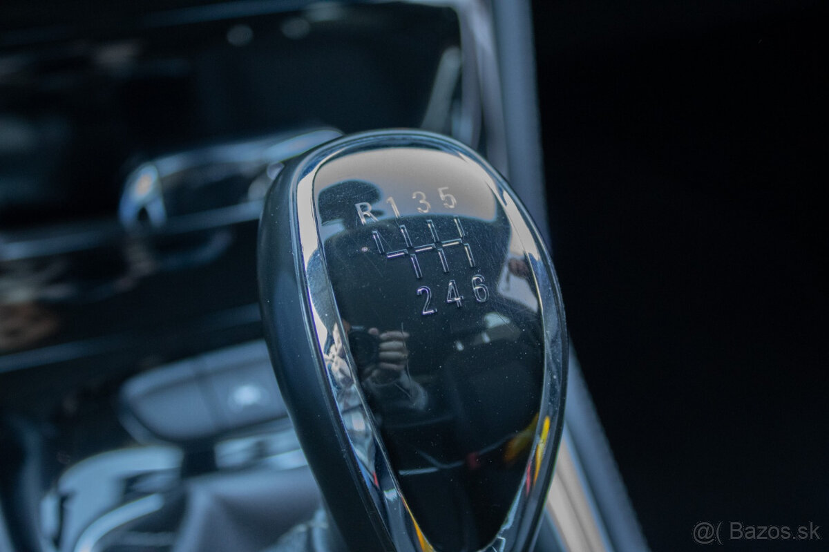 Opel Astra 1.4 Turbo Dynamic 92 kW - 17