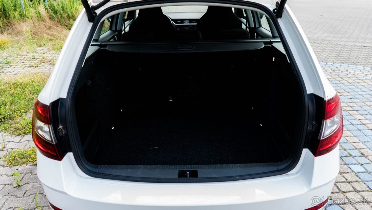 Škoda Octavia Combi 1.6 TDI Style DSG - 17