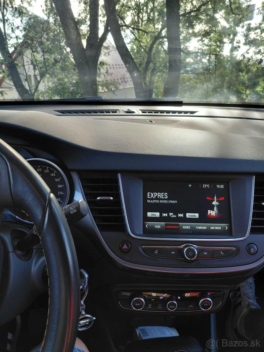 Predám Opel Crossland 1,2 benzín - 81 kw - 17