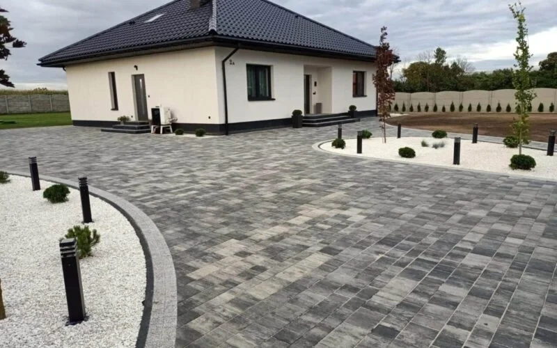 Pokládka zamkovej dlažby,vystavba plotov - 17