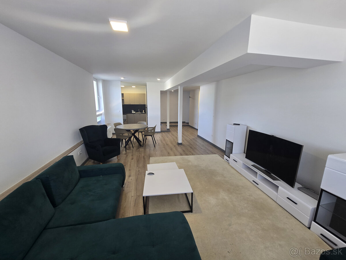 Prenájom 3 a 4 izbový byt Juraja Kréna 26. - 17