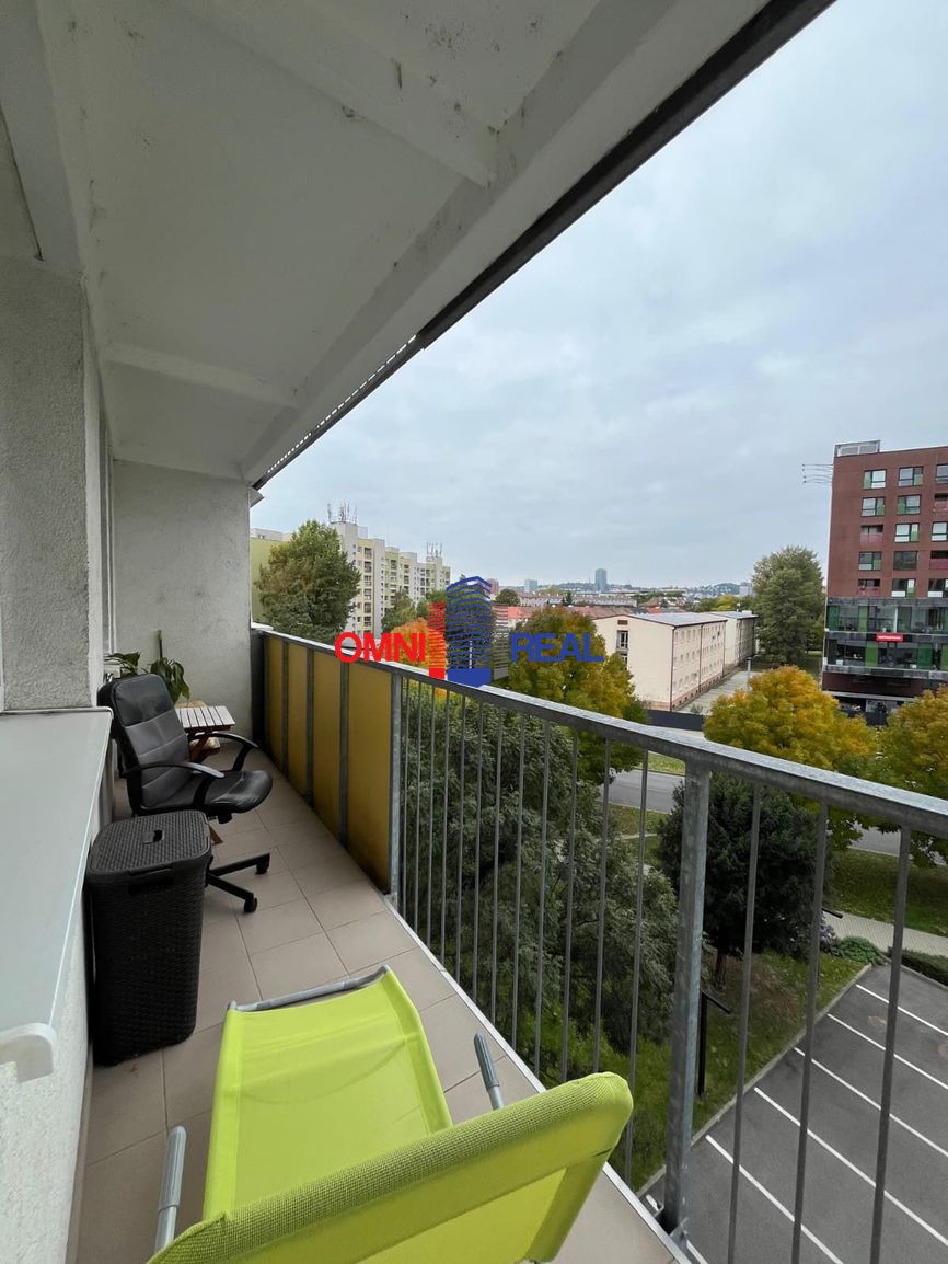 2 izb. byt, Košická ul., 4/10 - 2x loggia - 17