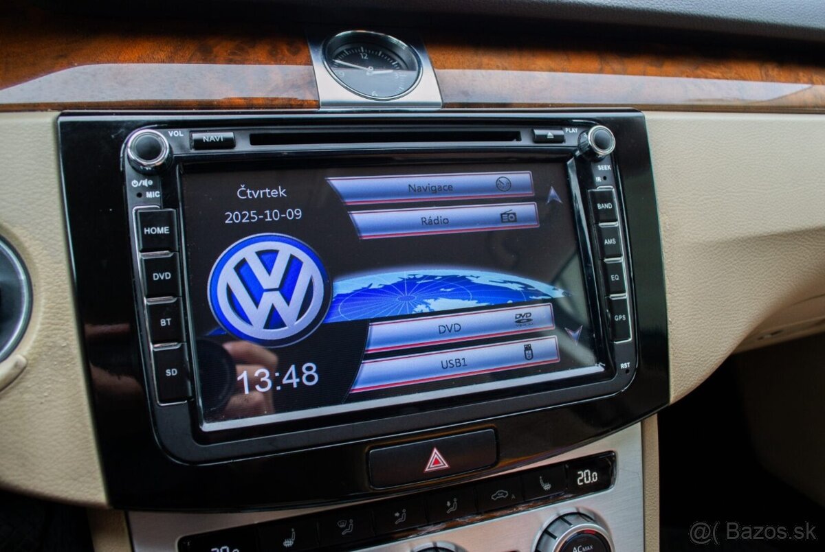 Volkswagen Passat Variant 2.0 TDI BMT Highline 4MOTION - 17