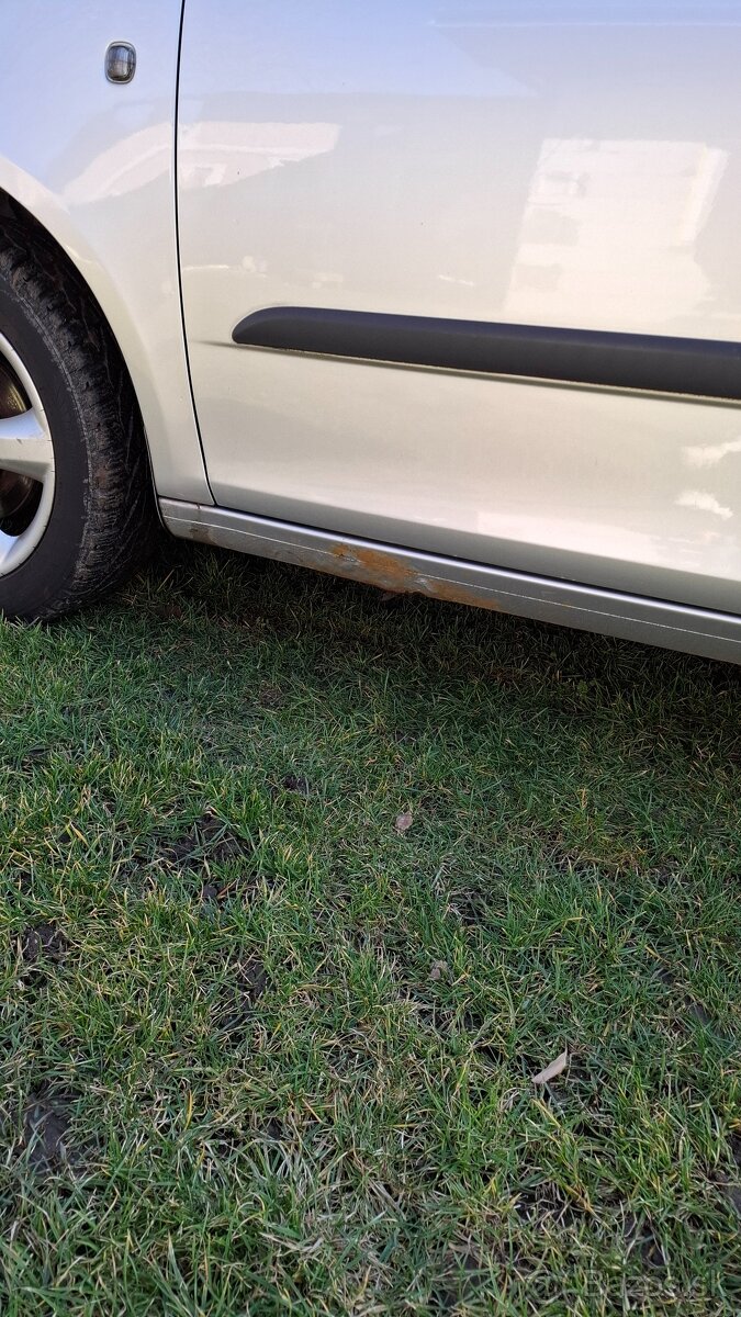 Skoda fabia 2 combi 1.6 77kw - 17