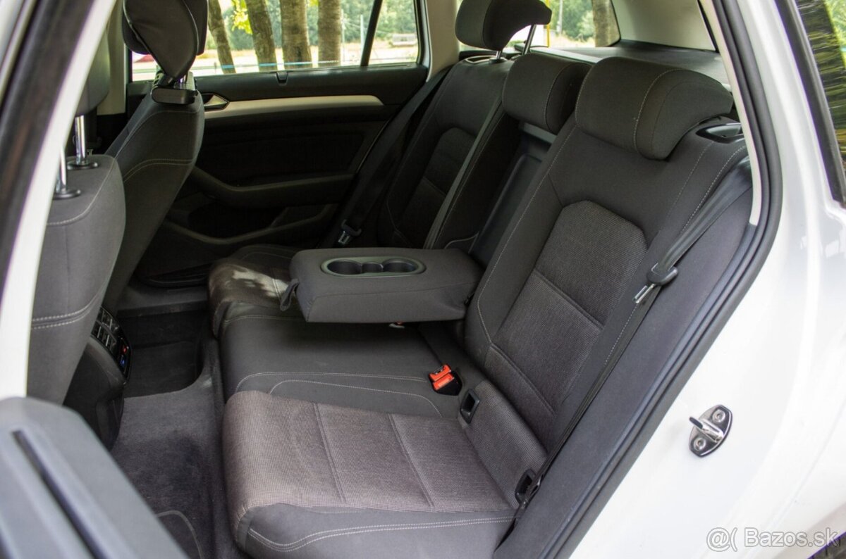 Volkswagen Passat Variant 1.4 TSI 110 kW - 17