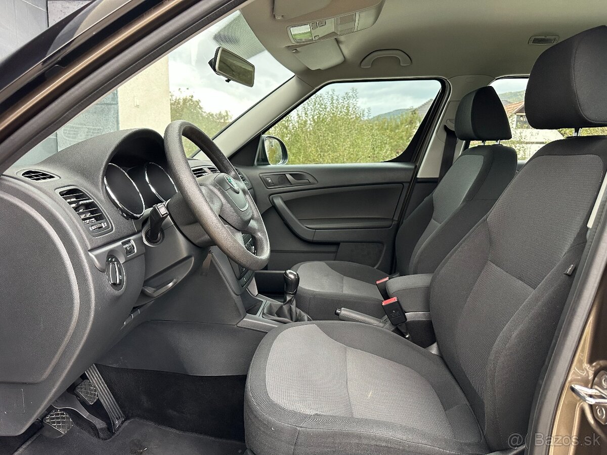 Škoda Yeti 1.4TSI Ambition-90kW-r.v 2/2014 - 17