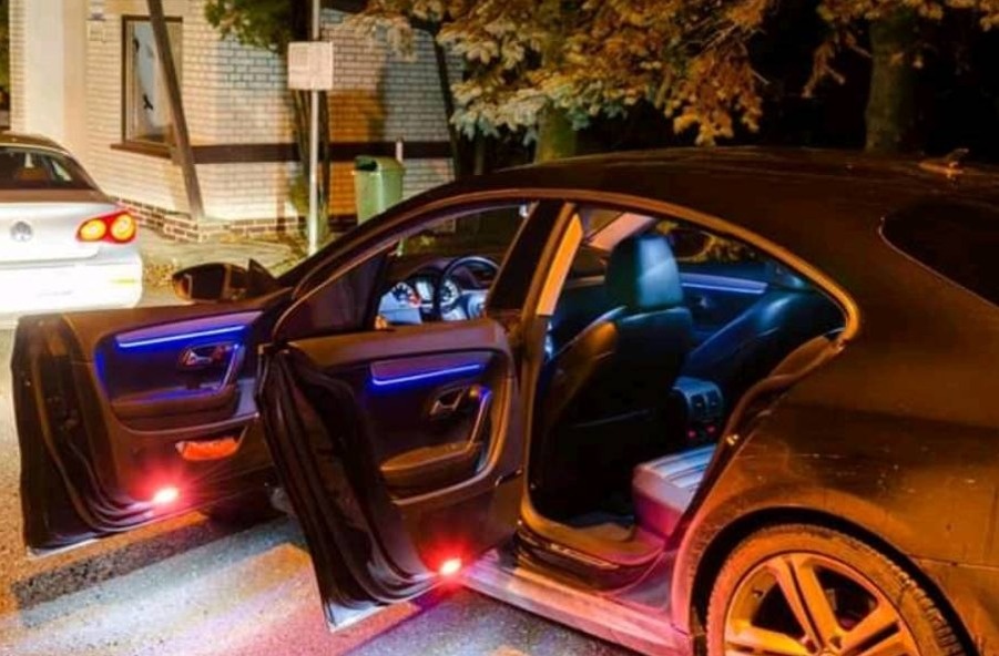 VAROVNE LED OSVETLENIE DO DVERI - 17