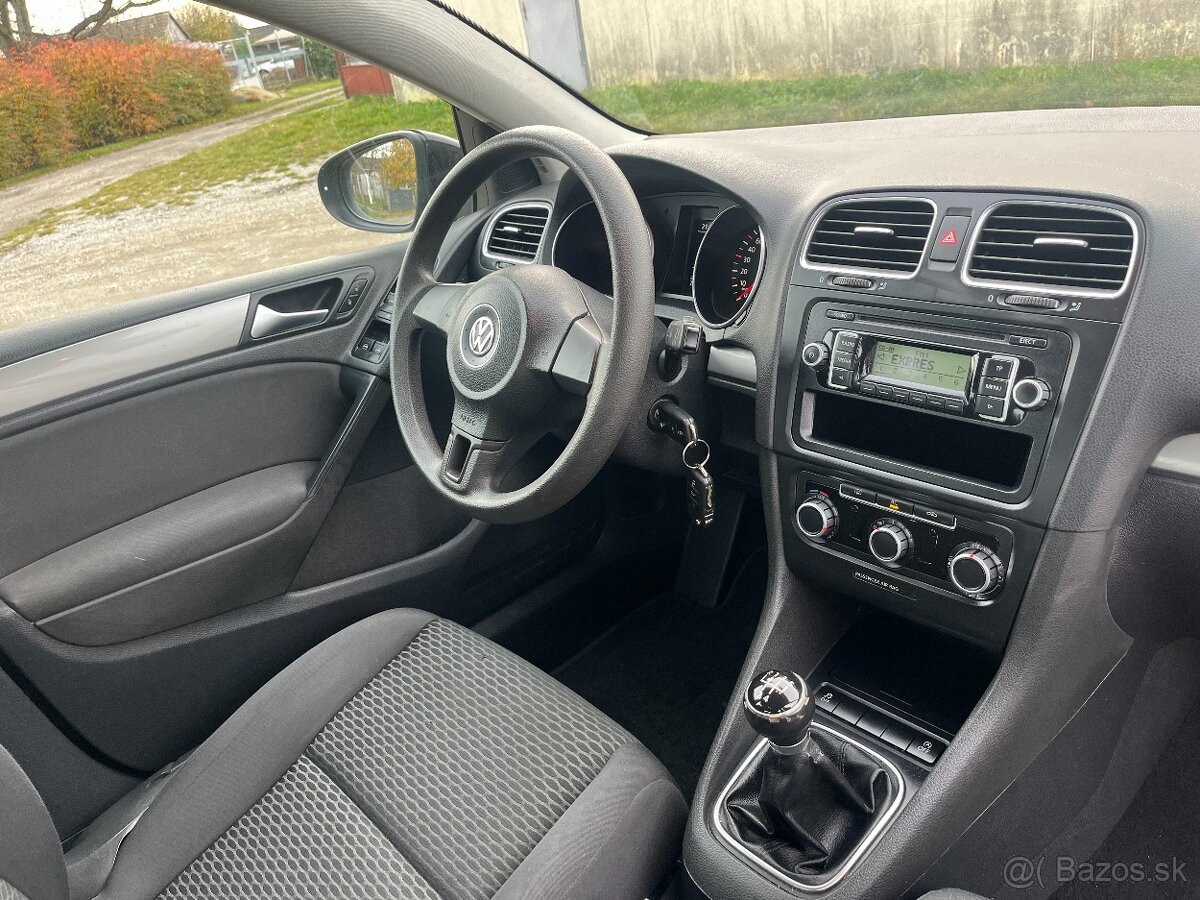 Volkswagen VW Golf VI 1,6TDi - 17