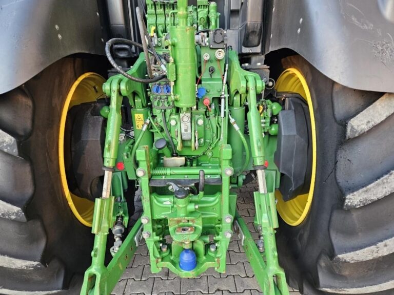 JOHN DEERE 6250R - 17