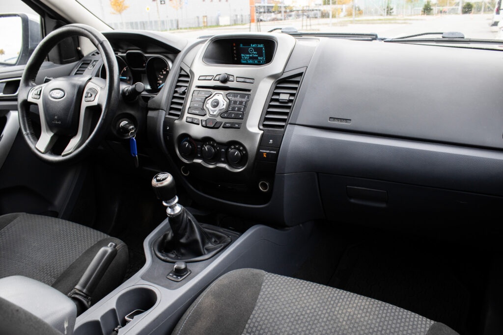 Ford Ranger 2.2 TDCi DoubleCab 4x4 XLT, 110kW (2015) - 17