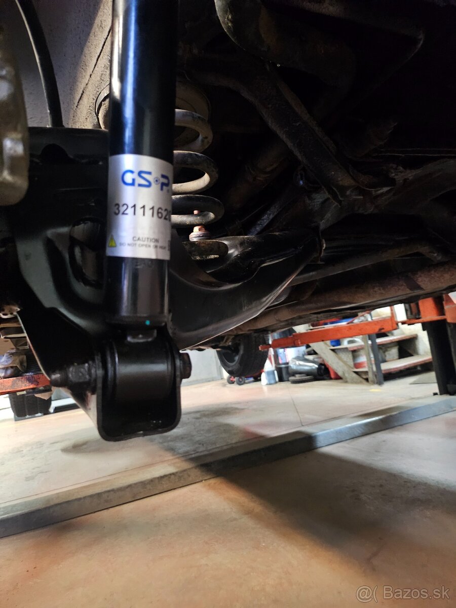 Mitsubishi grandis 2.0 100 kw - 17