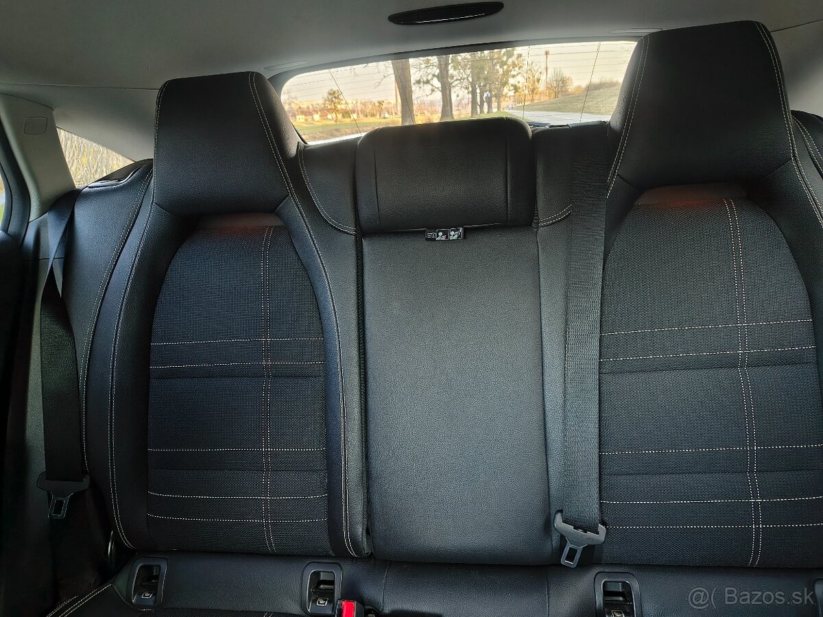 CLA 180 AUTOMAT benzin - 17