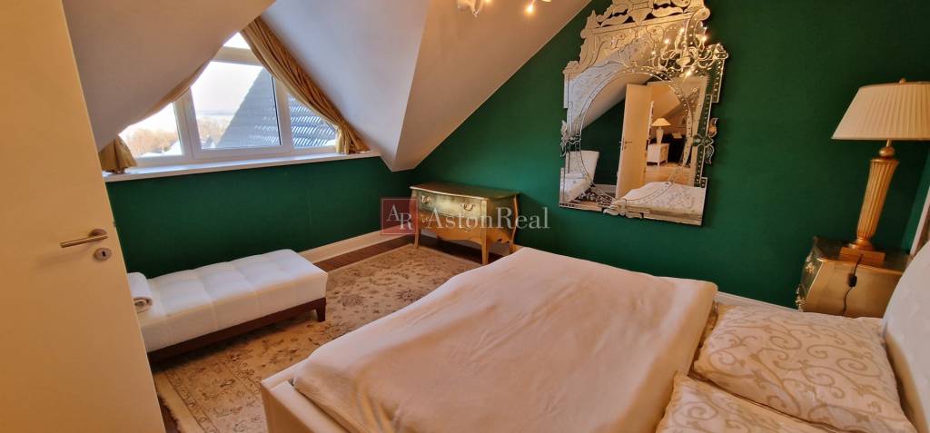 Luxusný  apart.  Vys. Tatry - Veľká Lomnica, 7 izieb, 321 m2 - 17