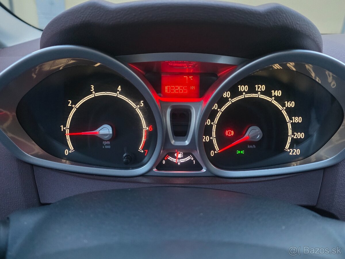 FORD FIESTA 1.25 60KW RV 11/2011 naj 103tkm TOP STAV - 17