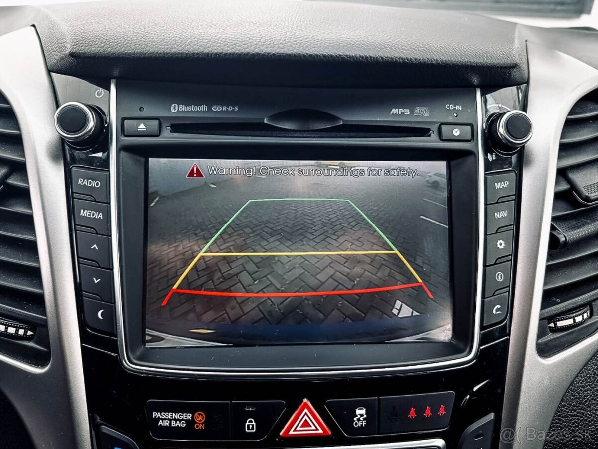 Hyundai i30 CW 1.6 CRDi 136 Style - 17