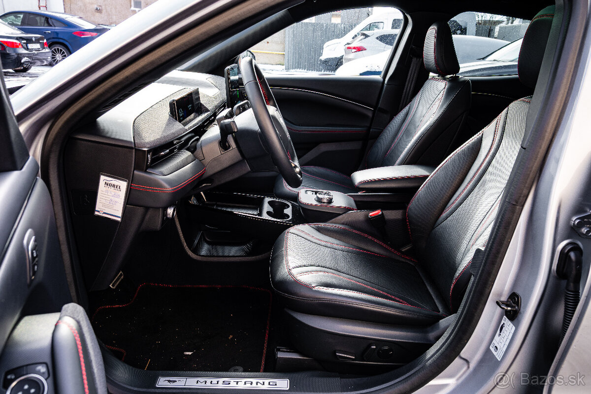 Ford Mustang Mach-E 75,7kWh RWD STD - 17