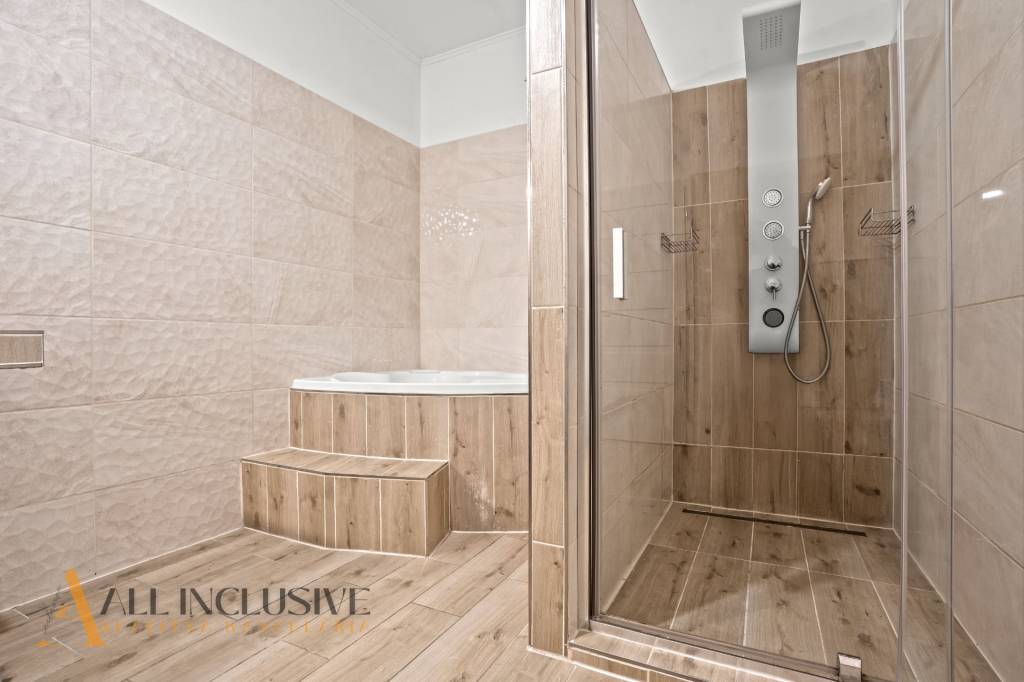 ALL INCLUSIVE | NA PREDAJ 5-IZBOVÝ RODINNÝ DOM VO VEĽKEJ PAK - 17