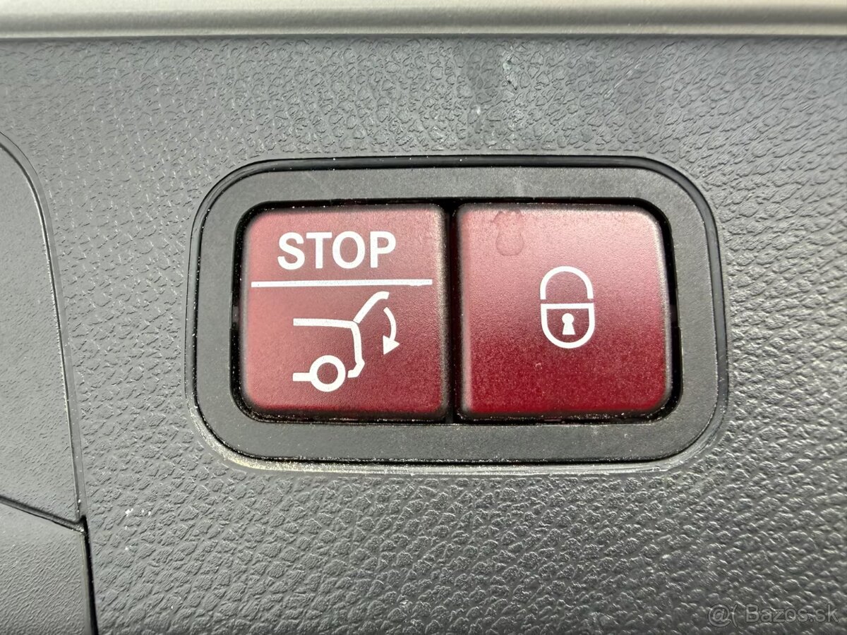 Mercedes-Benz GLC 63 AMG - 17