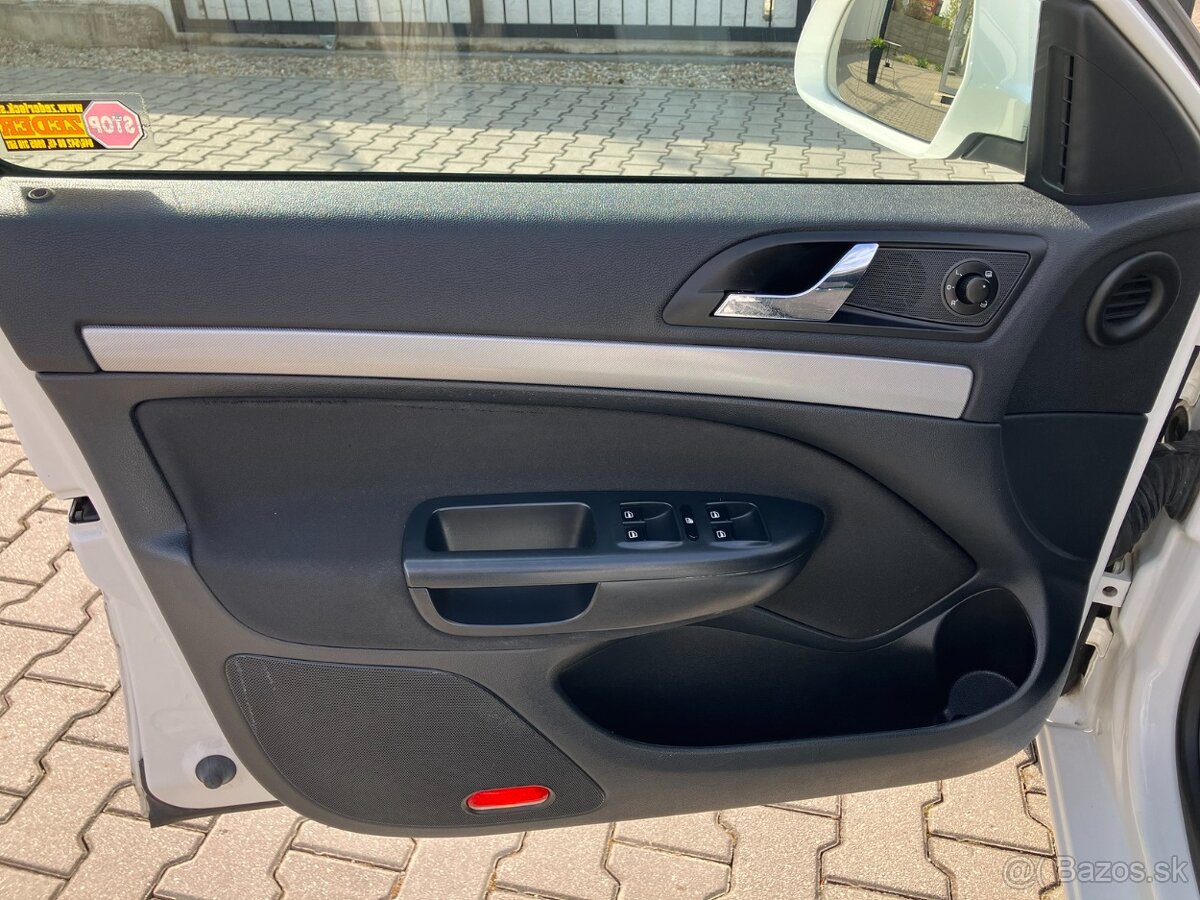 Škoda Octavia Combi 1.4 TSI 90 kW Elegance DSG - 17