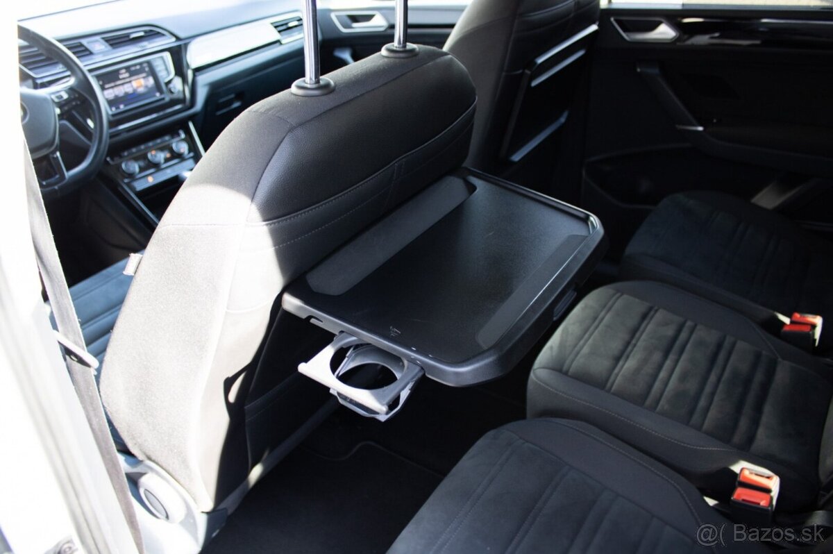 VW Touran Hi-line 100% stav - 17