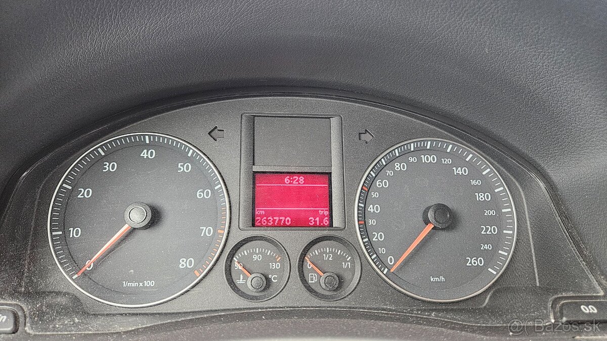 Volkswagen Golf Plus 1.6 Comfortline - 17