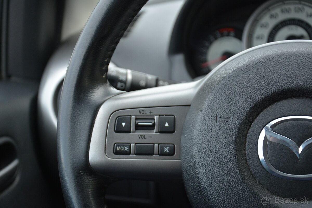 Mazda 2 1.40 Benzín - 17