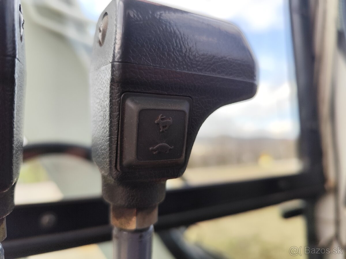 Báger Takeuchi TB145. Váha 4800. - 17