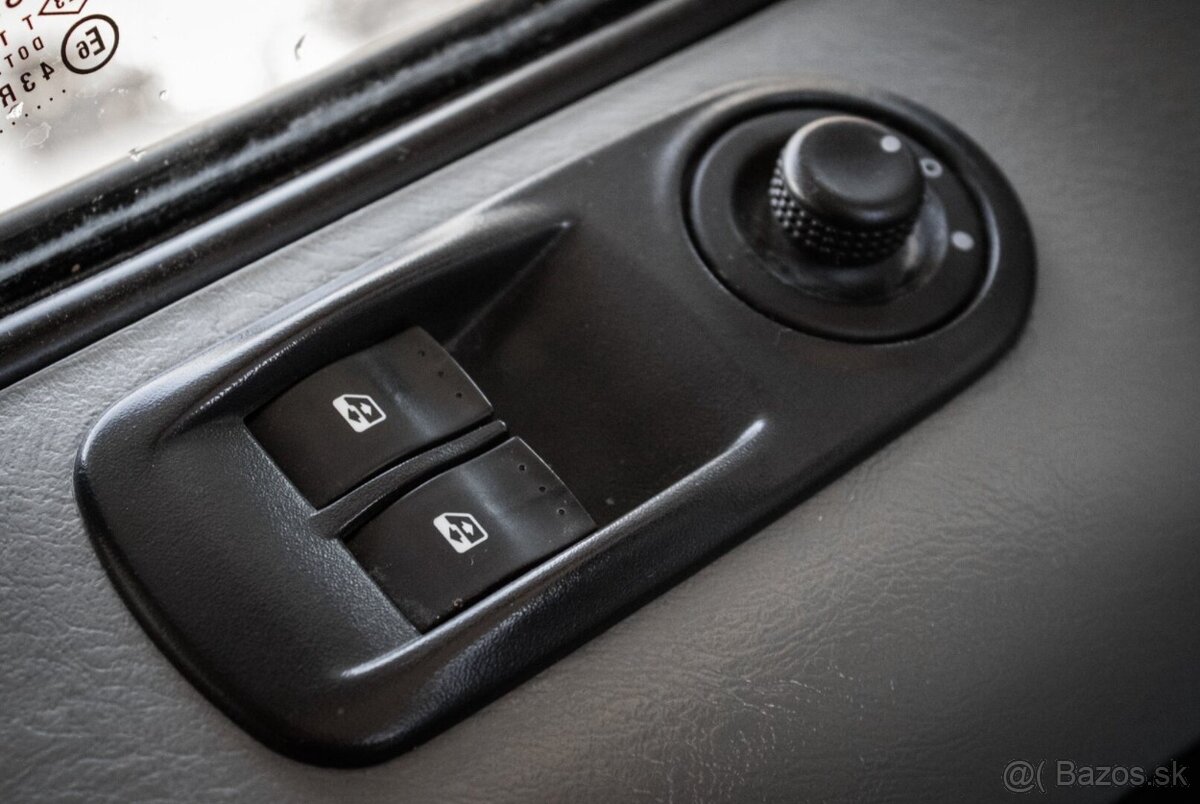 Opel Vivaro 1.9 CDTi L1H1 - 17